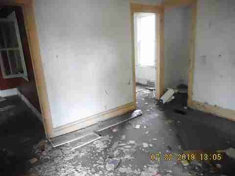 8558 Orangelawn (12)_m.jpg